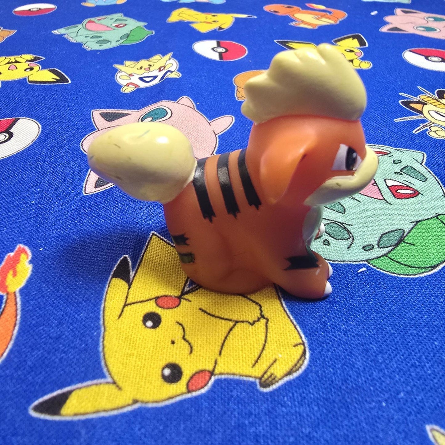 Pokemon Growlithe Figure Finger Puppet 2012 Nintendo Bandai PVC Japan USA Seller