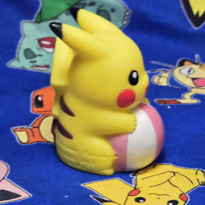 Pokemon Pikachu Beach Ball Figure Finger Puppet 2012 Nintendo Bandai Japan USA