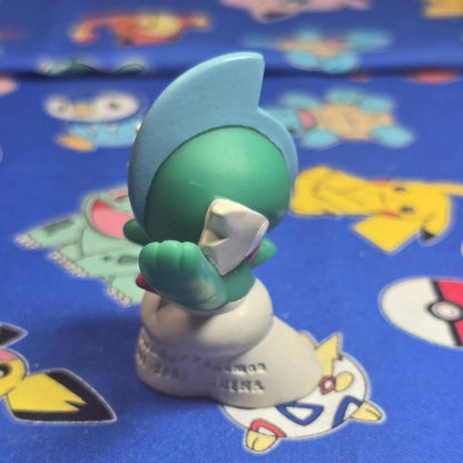 Pokemon Galade Figure Finger Puppet 2008 Nintendo Bandai PVC Japan USA Seller