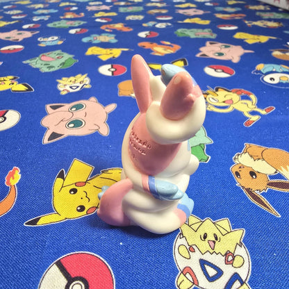 Pokemon Sylveon Figure Finger Puppet 2013 Nintendo Bandai PVC Japan USA Seller