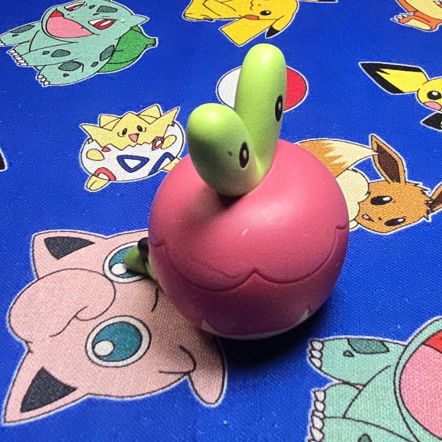 Pokemon Applin Figure Finger Puppet 2021 Nintendo PVC Bandai Japan USA Seller