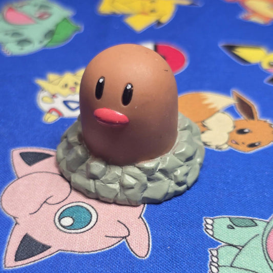 Pokemon Diglet Figure Finger Puppet 1997 Bandai Nintendo PVC Vintage Japan USA