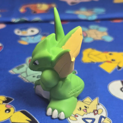Pokemon Scyther Figure Finger Puppet 2006 Nintendo PVC Japan Bandai USA Seller