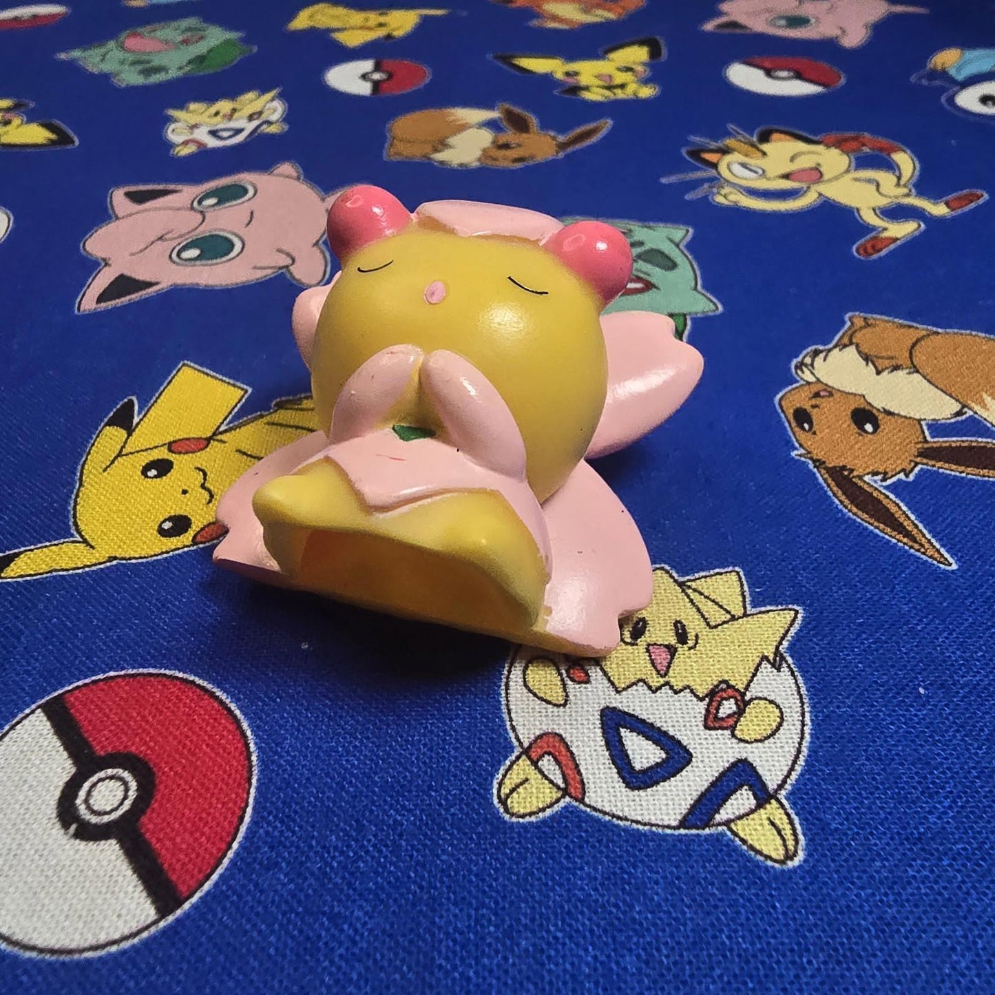 Pokemon Cherrim Figure Finger Puppet 2009 Nintendo Bandai PVC Japan USA Seller