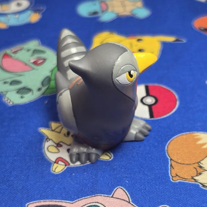 Pokemon Unfezant Female Figure Finger Puppet 2011 Nintendo Bandai PVC Japan USA