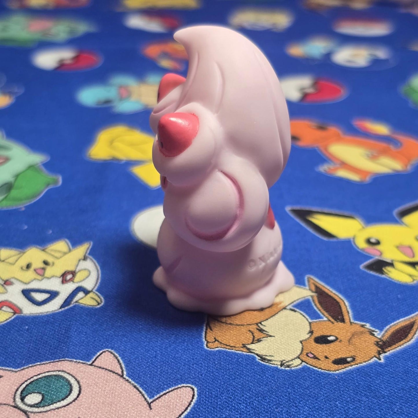 Pokemon Alcremie Ruby Cream Figure Finger Puppet 2020 Nintendo Bandai Japan USA