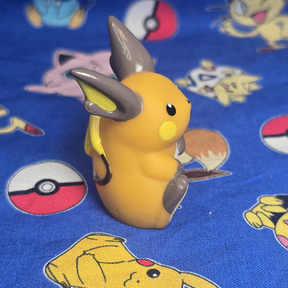 Pokemon Raichu Figure Finger Puppet 2014 Nintendo Bandai Japan PVC USA Seller
