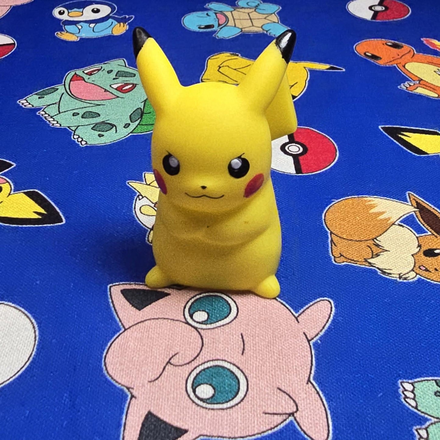 Pokemon Pikachu Figure Finger Puppet 2016 Nintendo Bandai Vintage PVC Japan USA