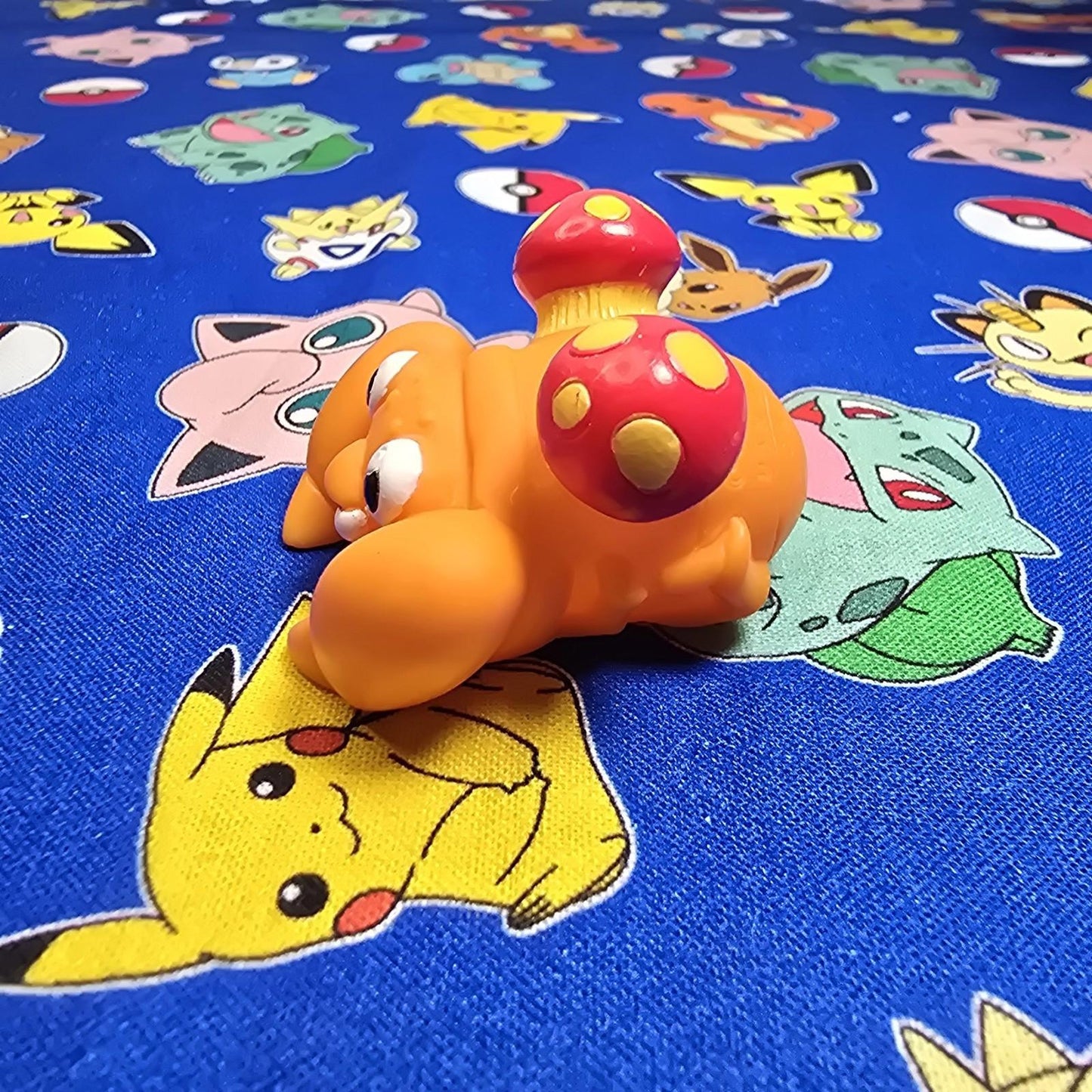 Pokemon Paras Figure Finger Puppet 1997 Bandai Nintendo PVC Vintage USA Seller