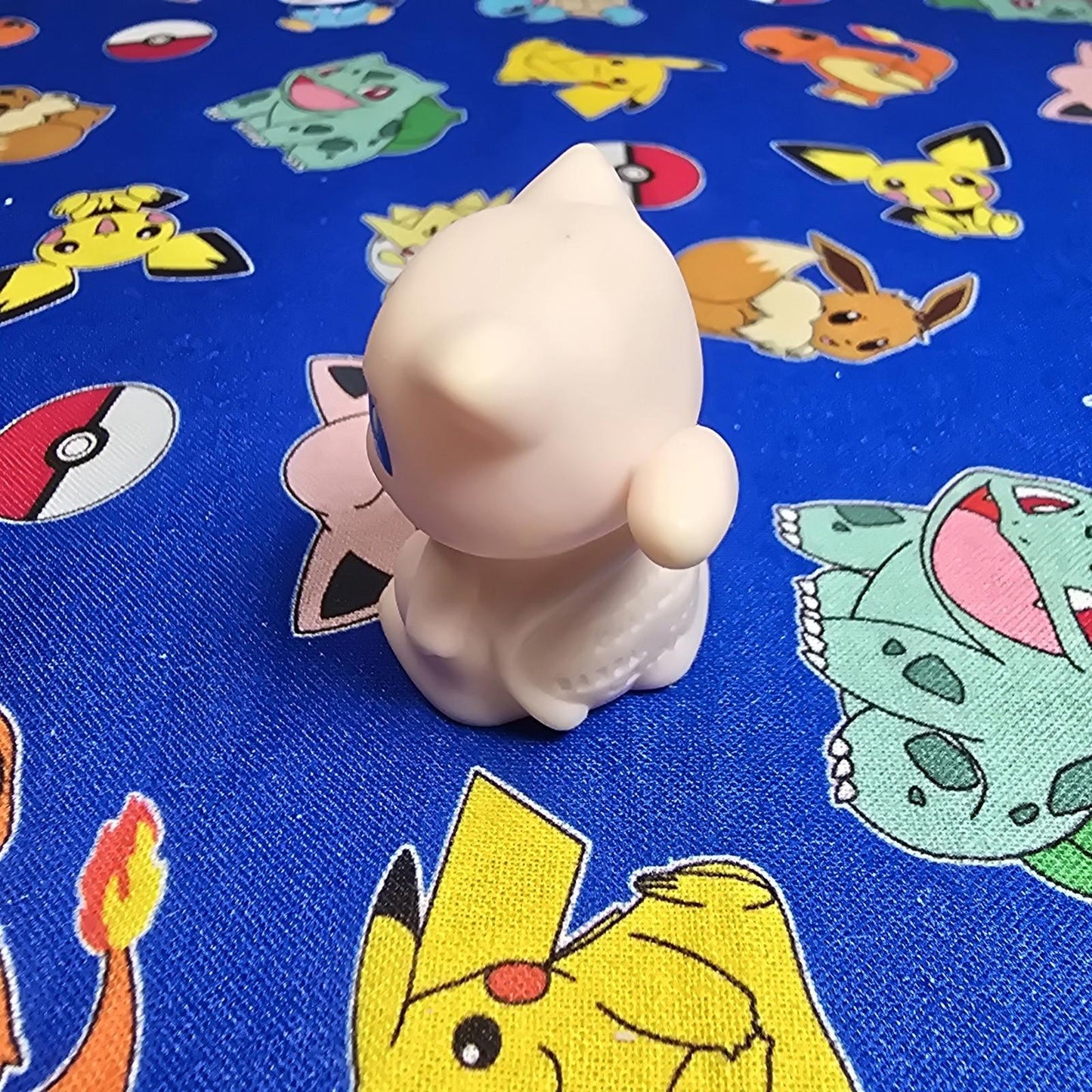 Pokemon Mew Figure Finger Puppet 2005 Nintendo Bandai Vintage Japan USA Seller