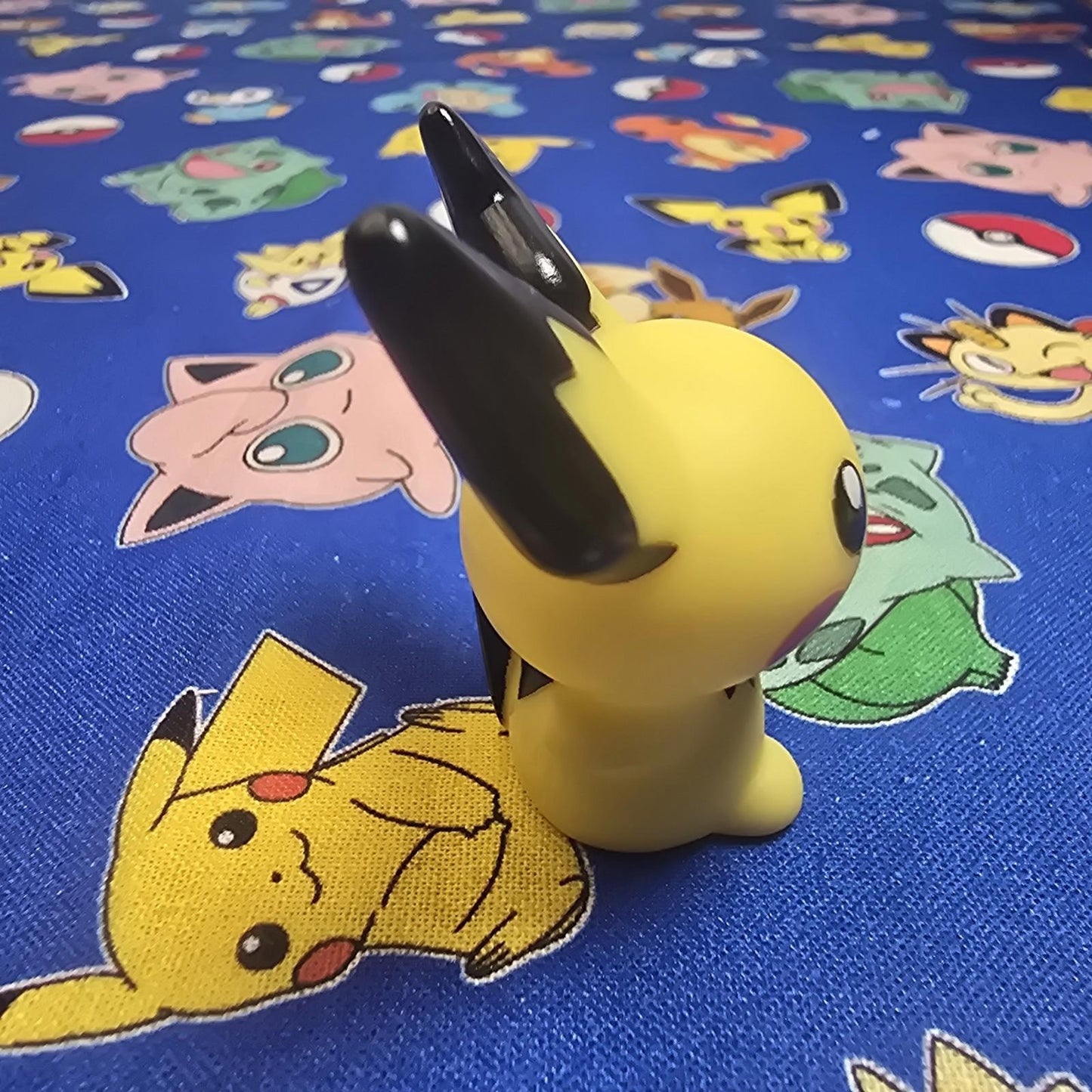 Pokemon Pichu Figure Finger Puppet 2009 Nintendo Bandai PVC Japan US Seller