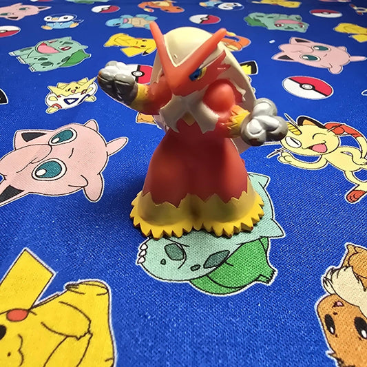 Pokemon Blaziken Figure Finger Puppet 2003 Nintendo Bandai PVC Vintage Japan USA