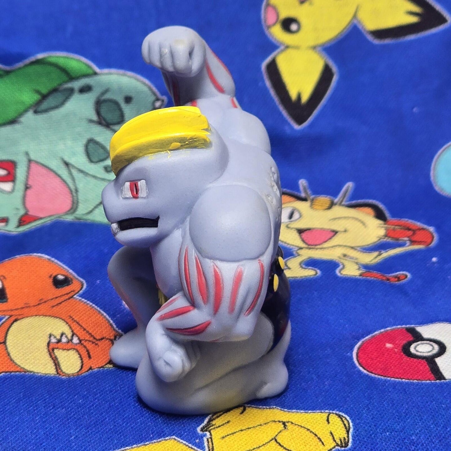 Pokemon Machoke Dark Figure Finger Puppet 1997 Nintendo Bandai PVC Vintage Japan
