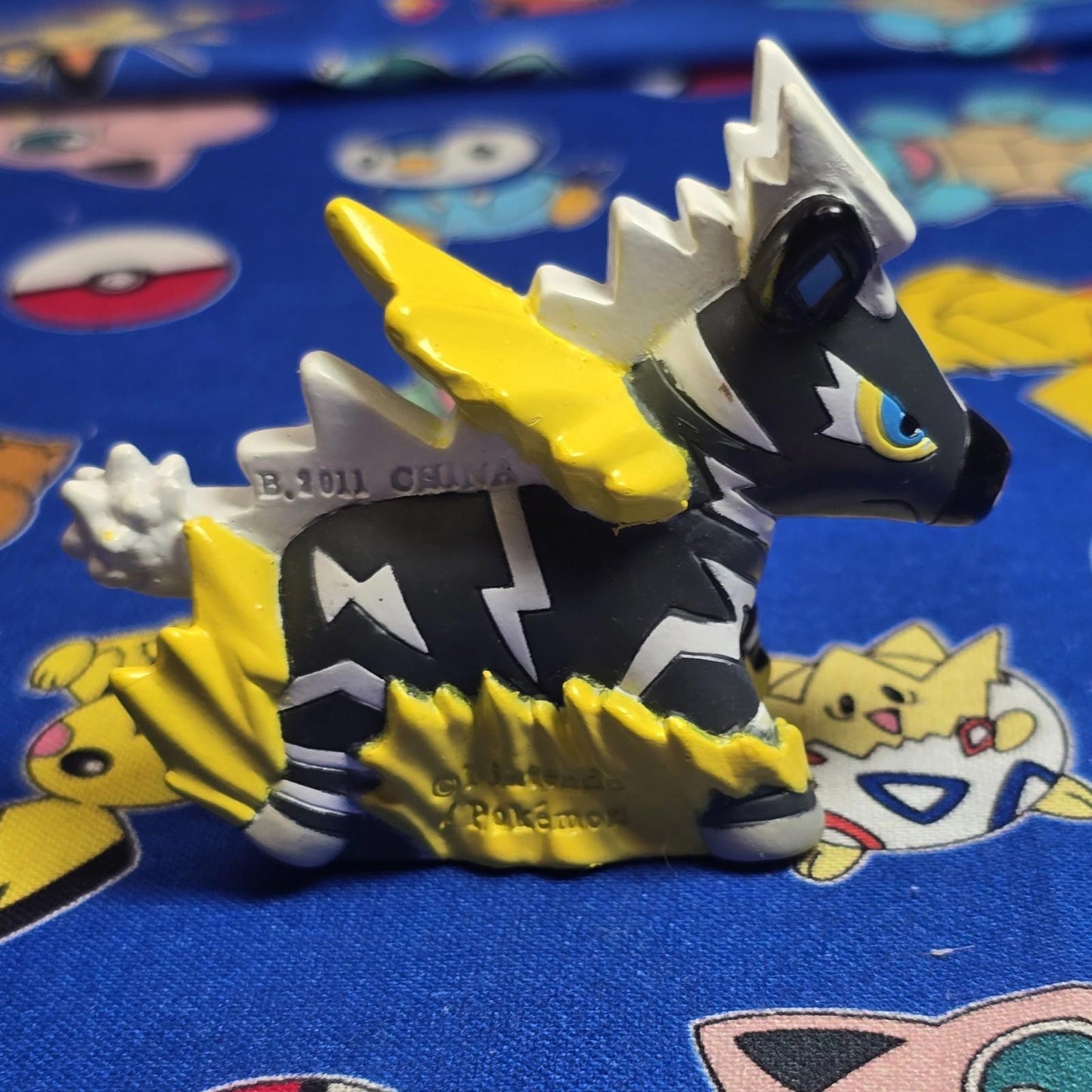 Pokemon Zebstrika Figure Finger Puppet 2011 Nintendo Bandai PVC Japan USA Seller