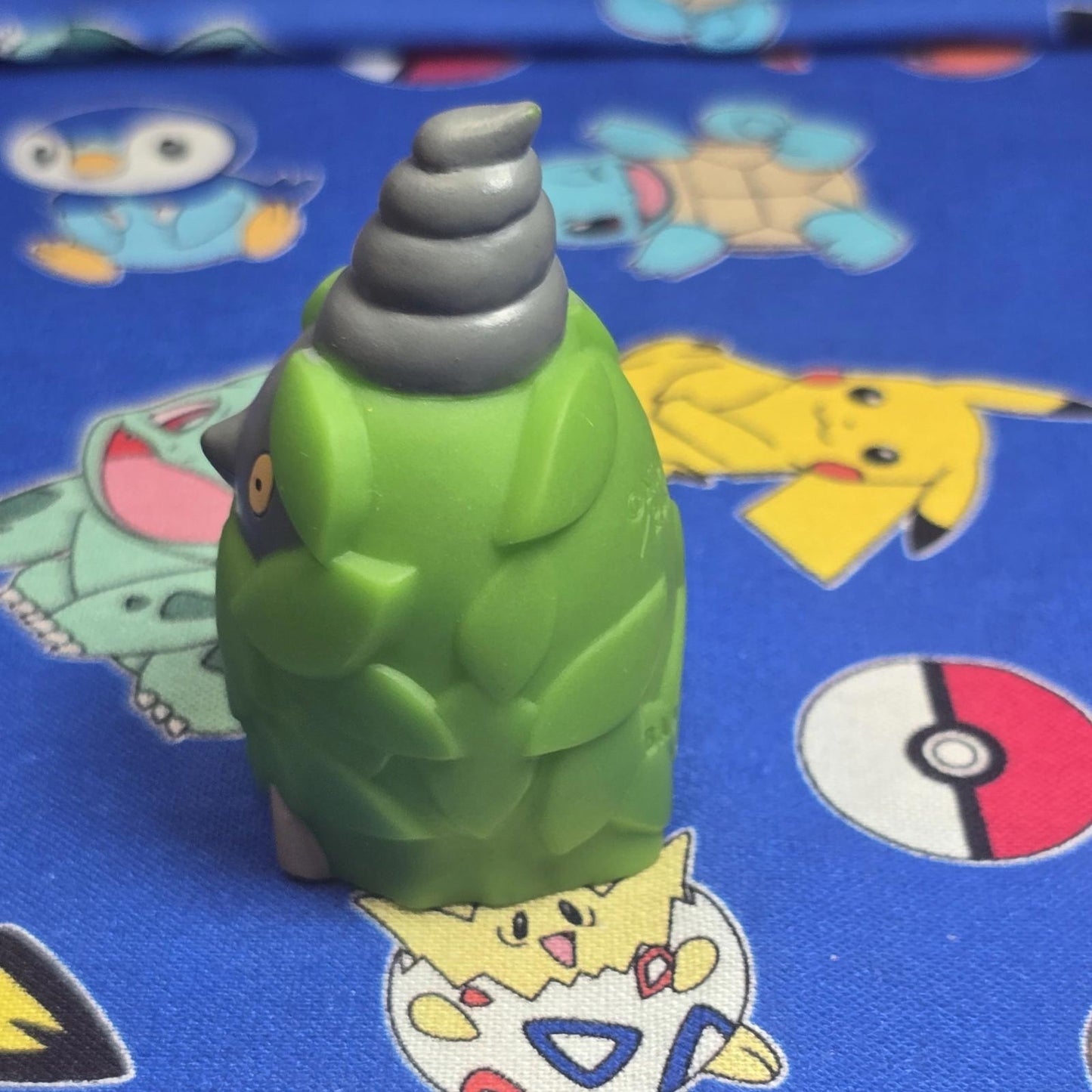 Pokemon Burmy Figure Finger Puppet 2006 Nintendo PVC Japan Bandai USA Seller