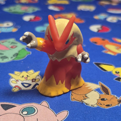 Pokemon Blaziken Figure Finger Puppet 2013 Nintendo Bandai Japan USA Seller Toy