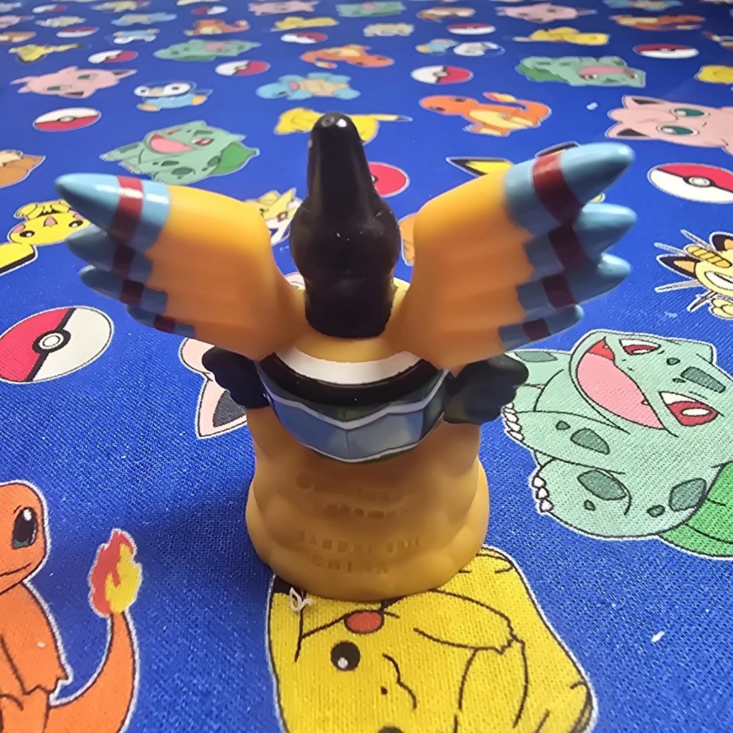 Pokemon Sigilyph Figure Finger Puppet 2011 Nintendo Bandai PVC Japan US Seller