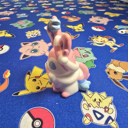Pokemon Sylveon Figure Finger Puppet 2013 Nintendo Bandai PVC Japan USA Seller