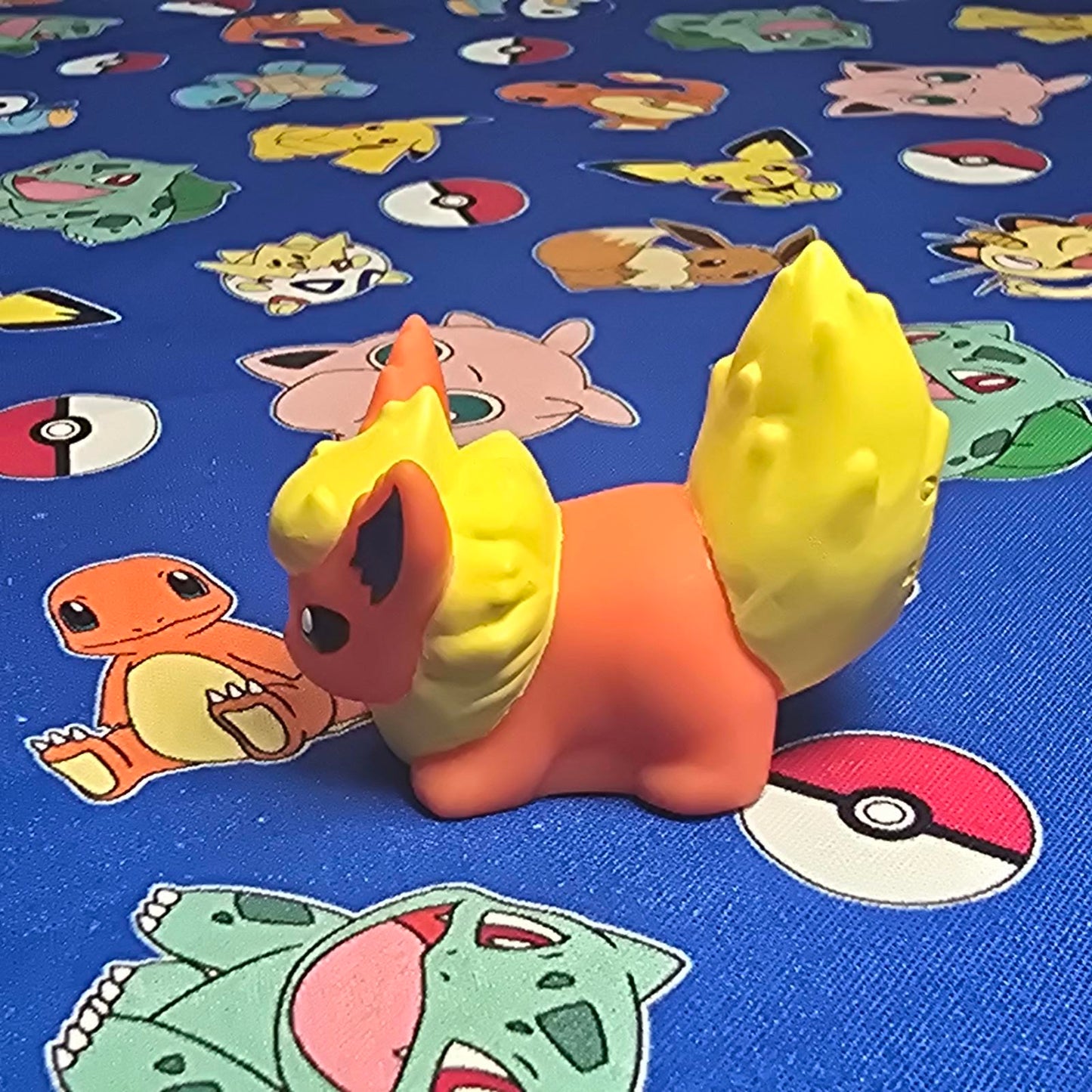 Pokemon Flareon Figure Finger Puppet 2008 Nintendo Bandai PVC Japan USA Seller