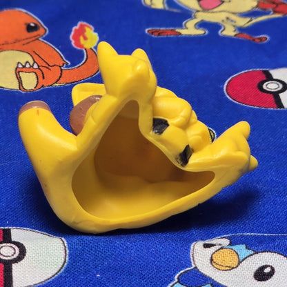Pokemon Abra Yellow Figure Finger Puppet 1997 Bandai Nintendo Vintage USA Seller