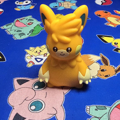 Pokemon Pawmot Figure Finger Puppet 2023 Nintendo PVC Bandai Japan USA Seller