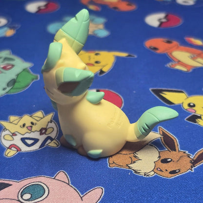 Pokemon Leafeon Figure Finger Puppet 2024 Nintendo Bandai PVC Japan Vintage USA