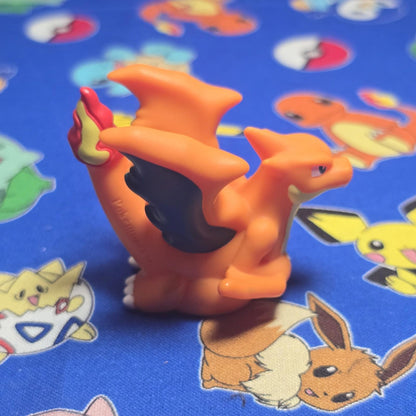 Pokemon Charizard Y Figure Finger Puppet 2022 Nintendo Bandai PVC Japan USA