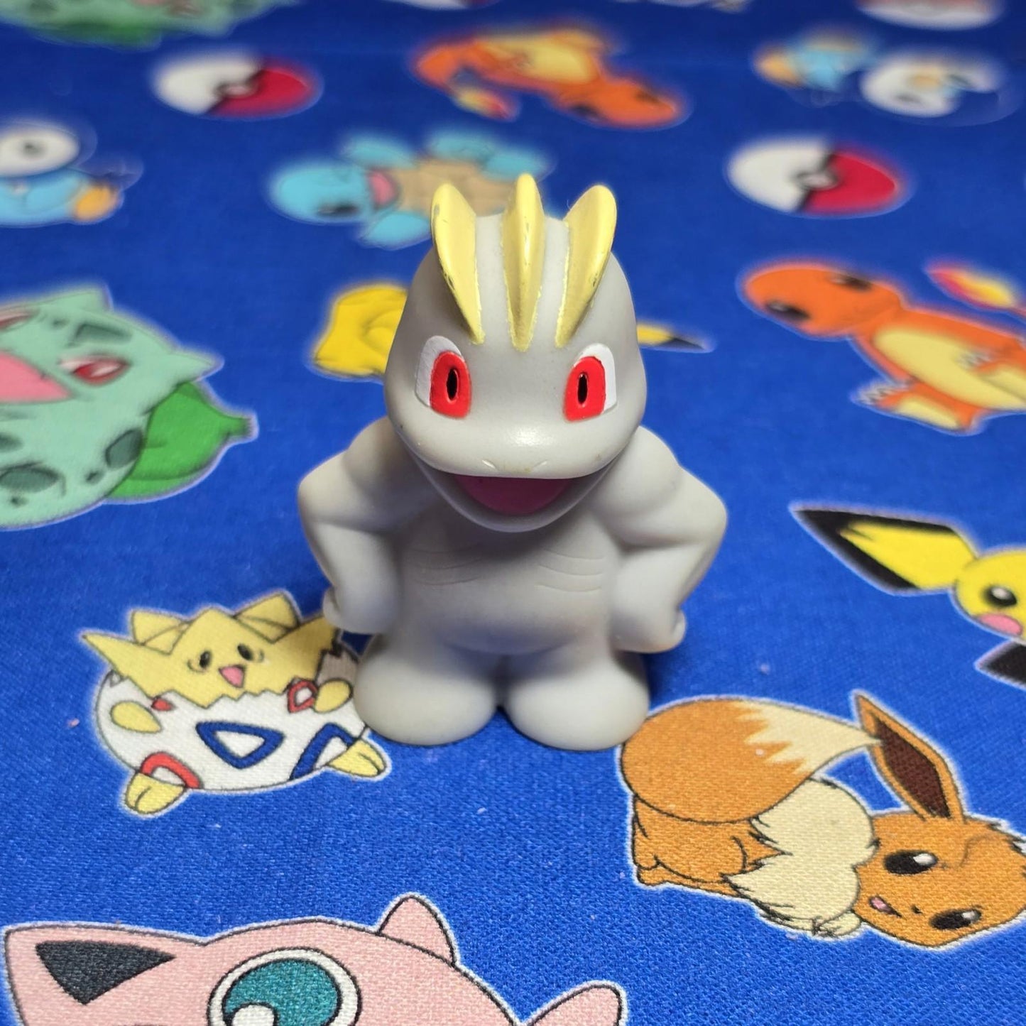 Pokemon Machop Figure Finger Puppet 2009 Nintendo Bandai PVC Japan USA Seller