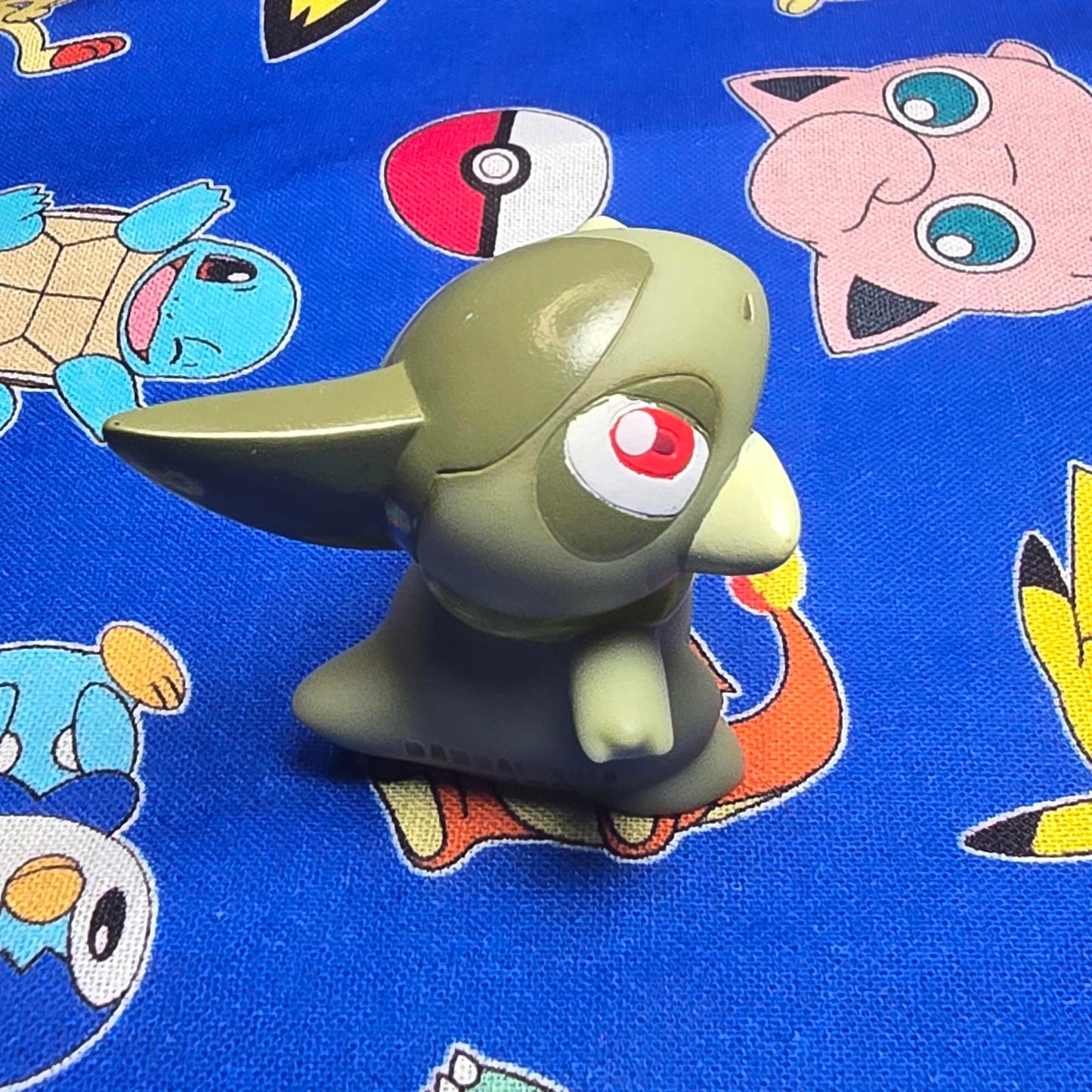 Pokemon Axew Figure Finger Puppet 2010 Nintendo Bandai PVC Japan USA Seller 2