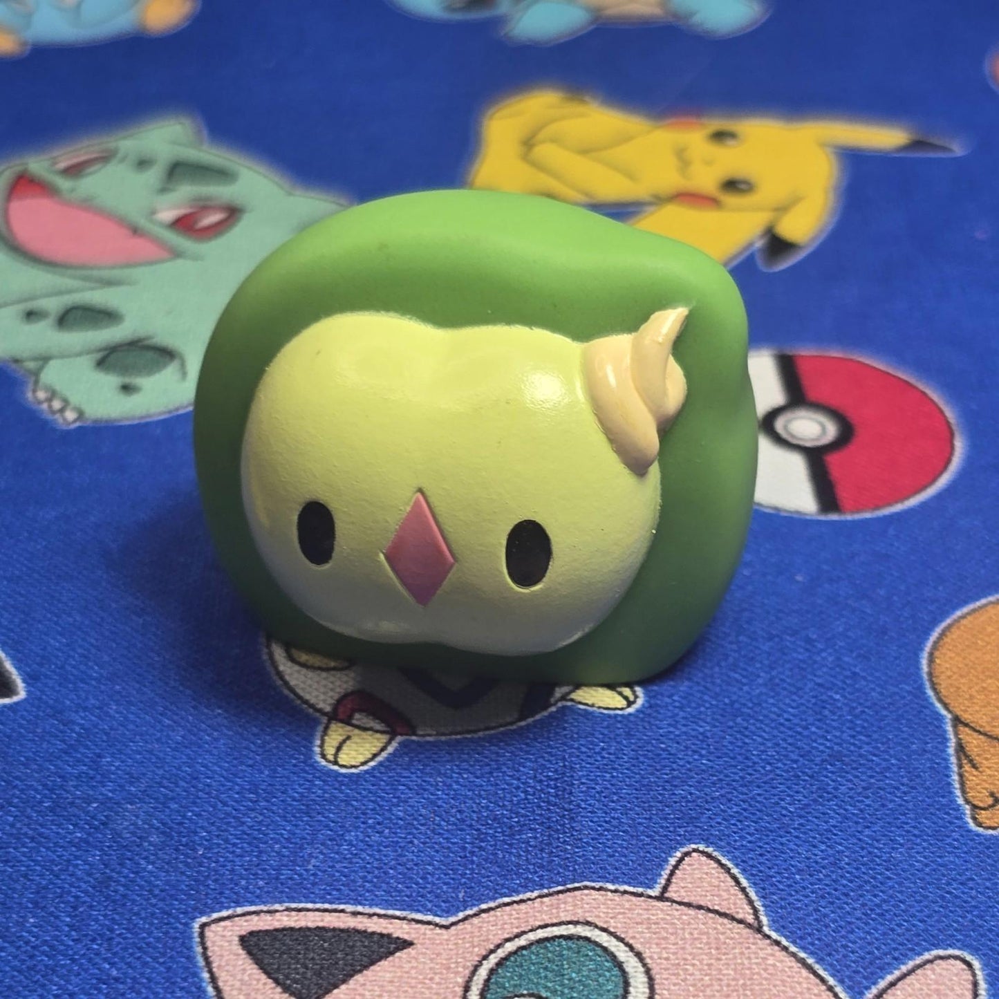 Pokemon Solosis Figure Finger Puppet 2011 Nintendo Bandai PVC Japan USA Seller