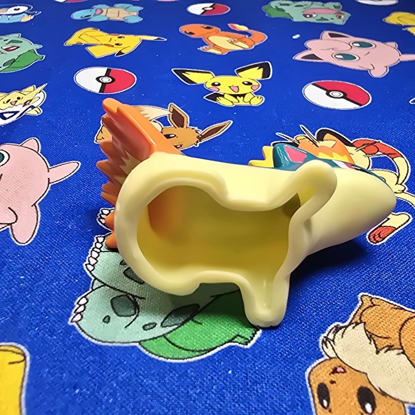 Pokemon Quilava Figure Finger Puppet 2008 Nintendo Bandai PVC Japan US Seller