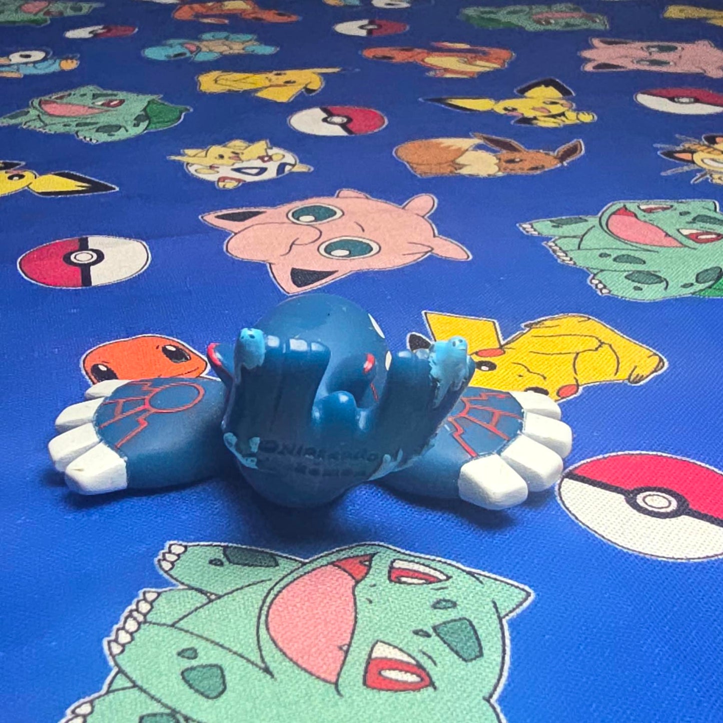 Pokemon Kyogre Figure Finger Puppet 2010 Nintendo Bandai PVC Japan USA Seller
