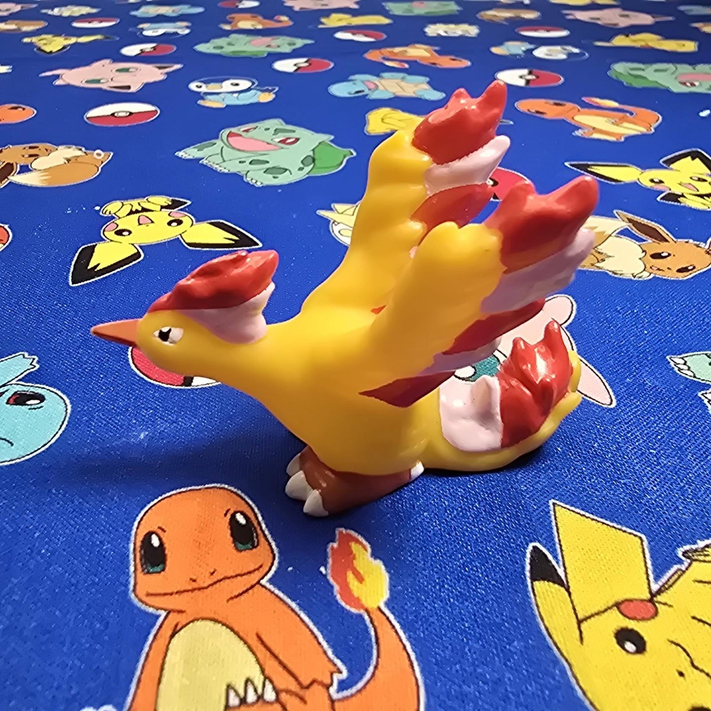 Pokemon Moltres Figure Finger Puppet 2005 Nintendo Bandai PVC Vintage Japan USA