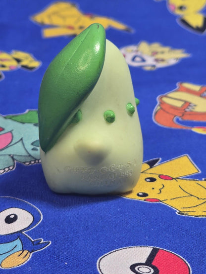 Pokemon Chikorita Figure Finger Puppet 1999 Nintendo Bandai PVC Vintage Japan US