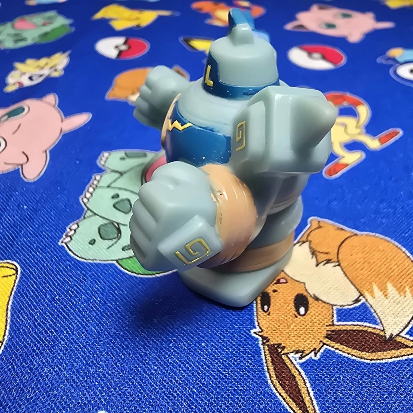 Pokemon Golurk Figure Finger Puppet 2011 Nintendo Bandai PVC Japan USA Seller