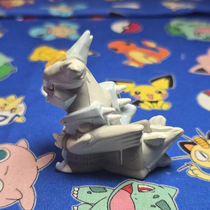 Pokemon Kyurem White Figure Finger Puppet 2012 Nintendo Bandai Japan USA Seller