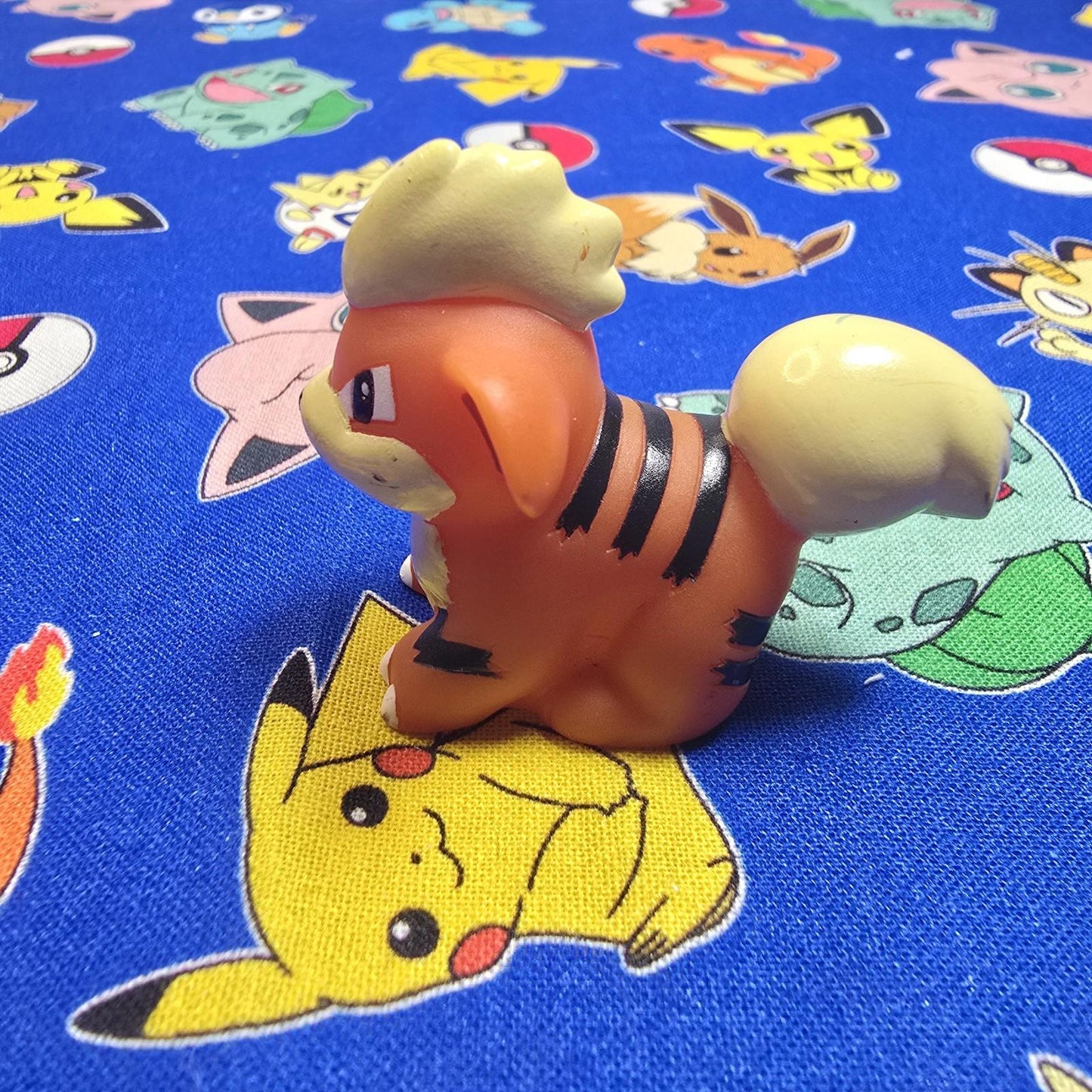 Pokemon Growlithe Figure Finger Puppet 2012 Nintendo Bandai PVC Japan USA Seller