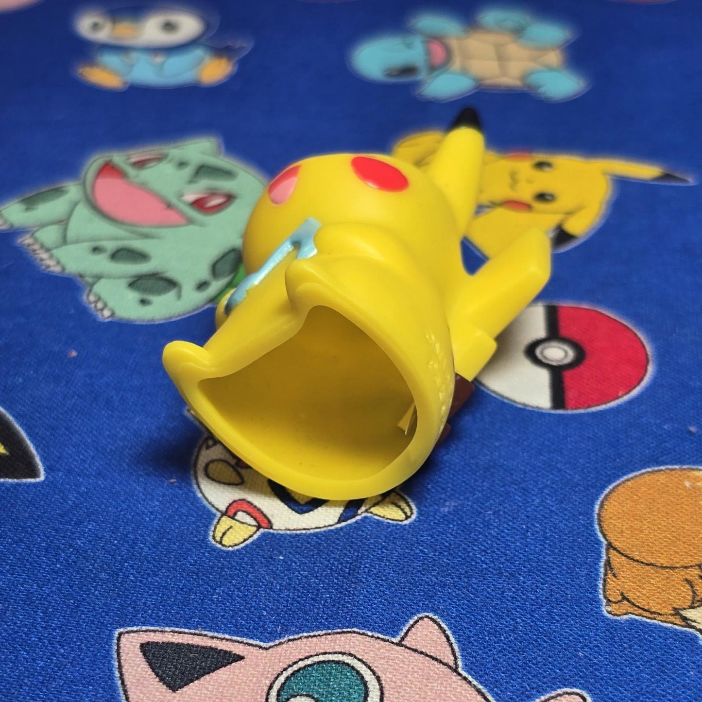 Pokemon Pikachu Singing Figure Finger Puppet 2014 Nintendo Bandai PVC Japan USA