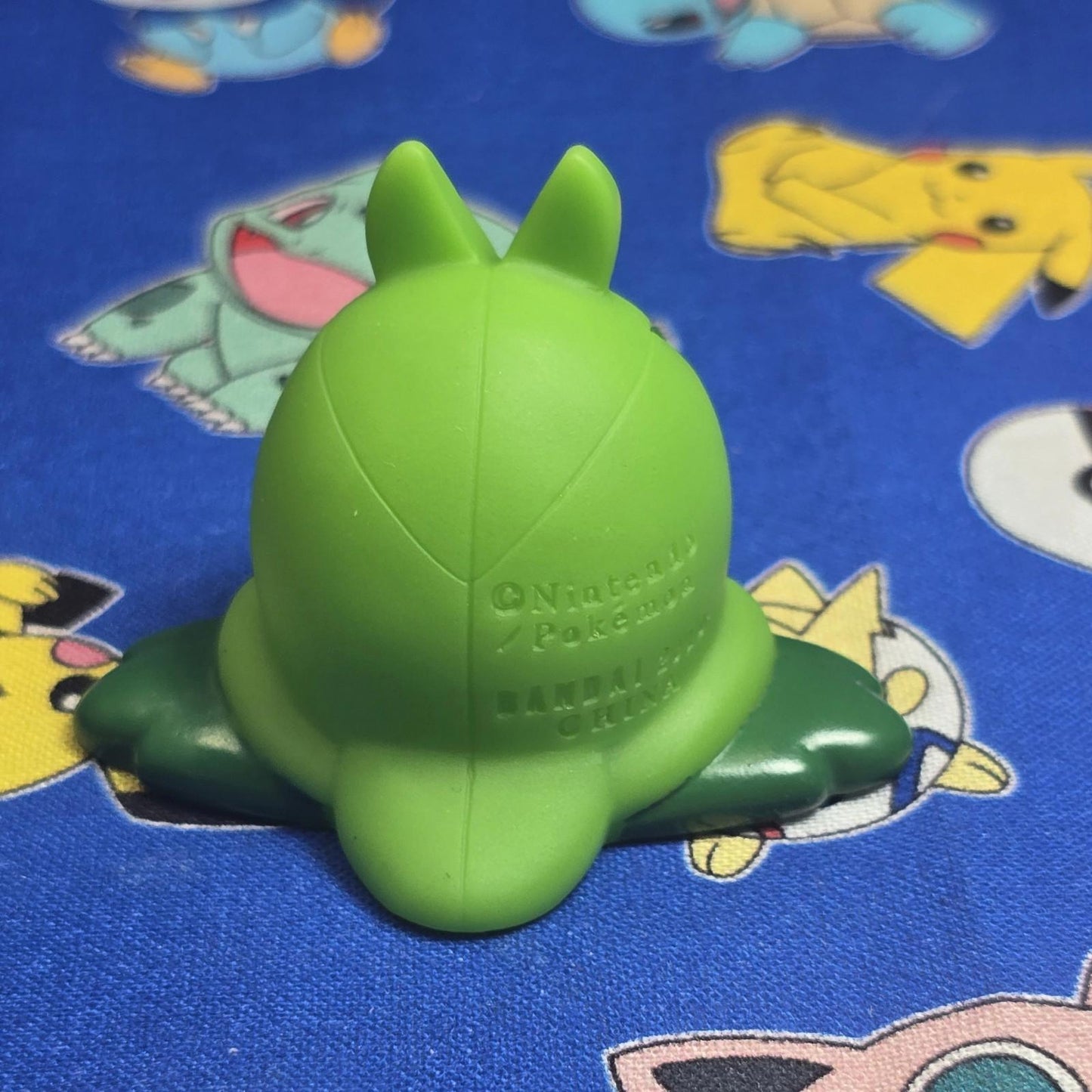 Pokemon Swadloon Figure Finger Puppet 2010 Nintendo Bandai PVC Japan USA Seller