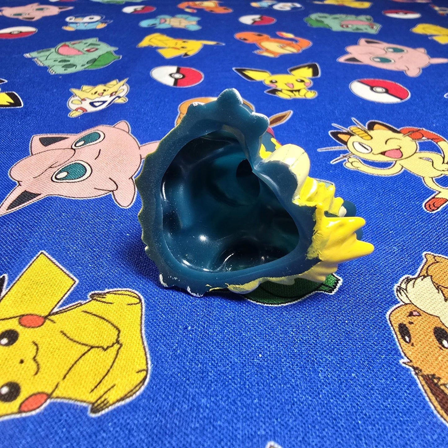 Pokemon Eelektross Figure Finger Puppet 2012 Nintendo Bandai Japan Toy US Seller
