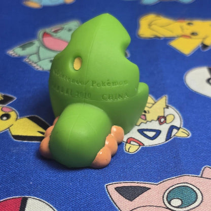 Pokemon Sewaddle Figure Finger Puppet 2010 Nintendo Bandai PVC Japan USA Seller