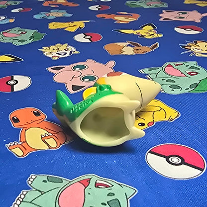 Pokemon Snivy Figure Finger Puppet 2010 Nintendo Bandai PVC Toy Japan USA Seller