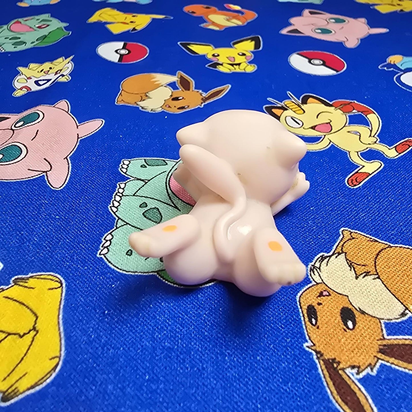 Pokemon Mew Figure Finger Puppet 2005 Nintendo Bandai Vintage Japan US Seller