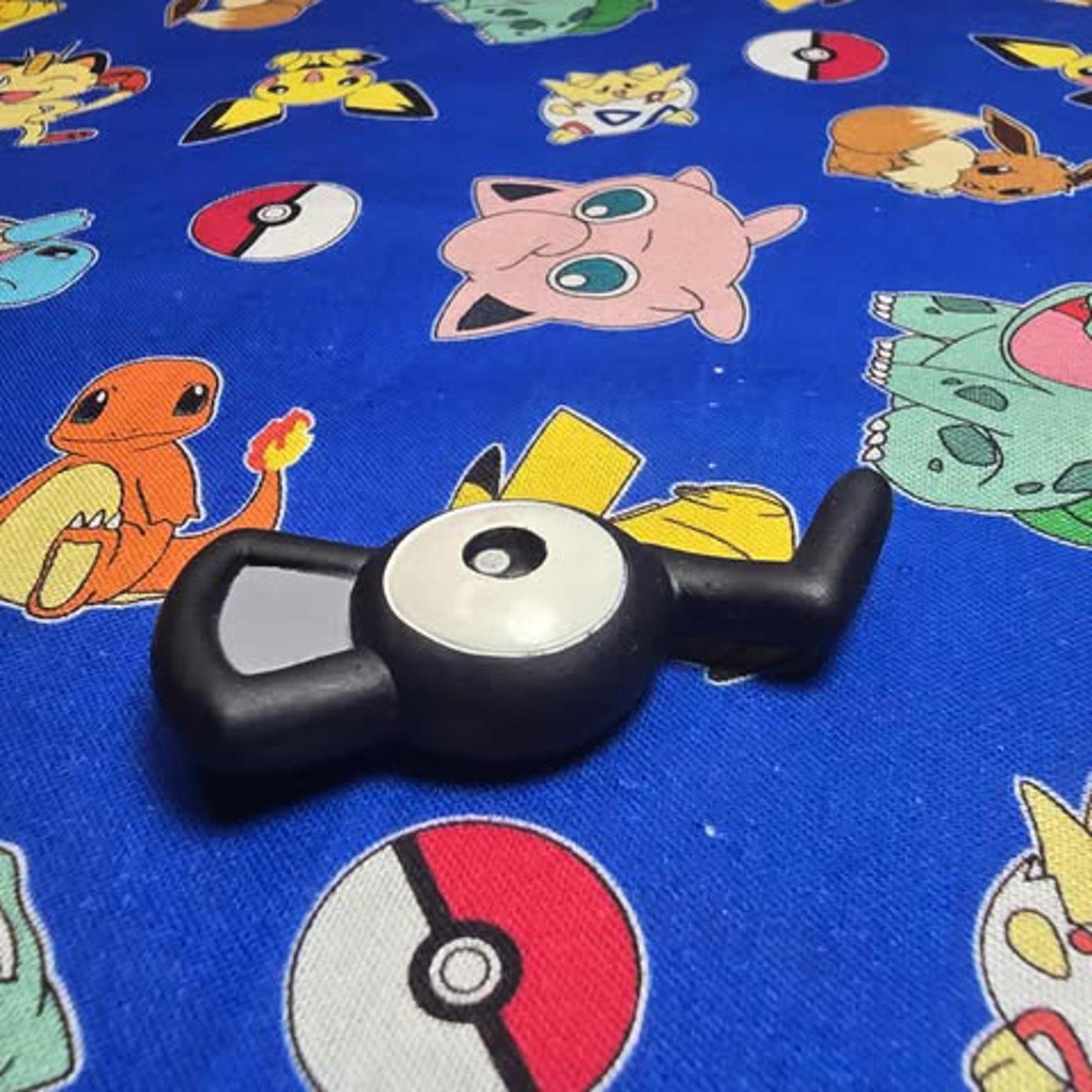 Pokemon Unown Figure Finger Puppet 2000 Nintendo Bandai Vintage Japan USA Seller