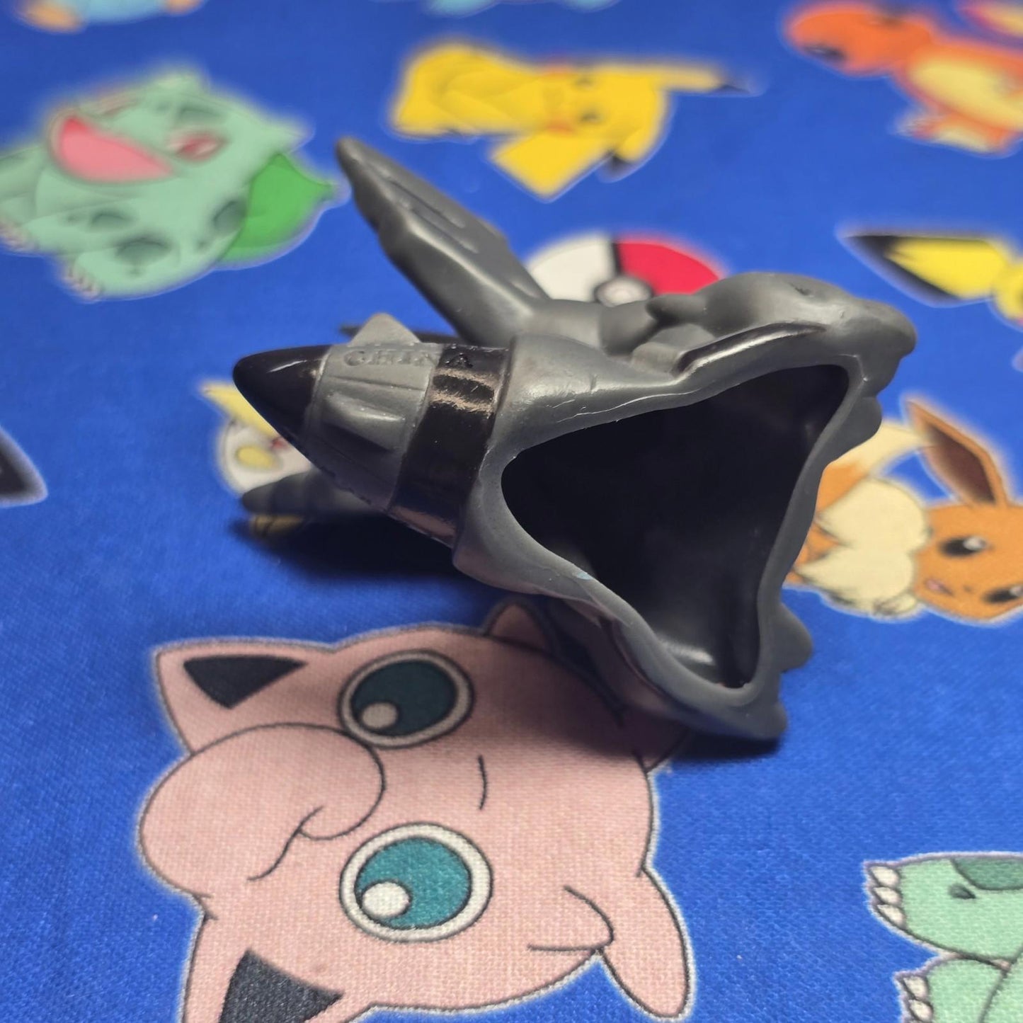 Pokemon Zekrom Figure Finger Puppet 2010 Nintendo Bandai PVC Japan USA Seller