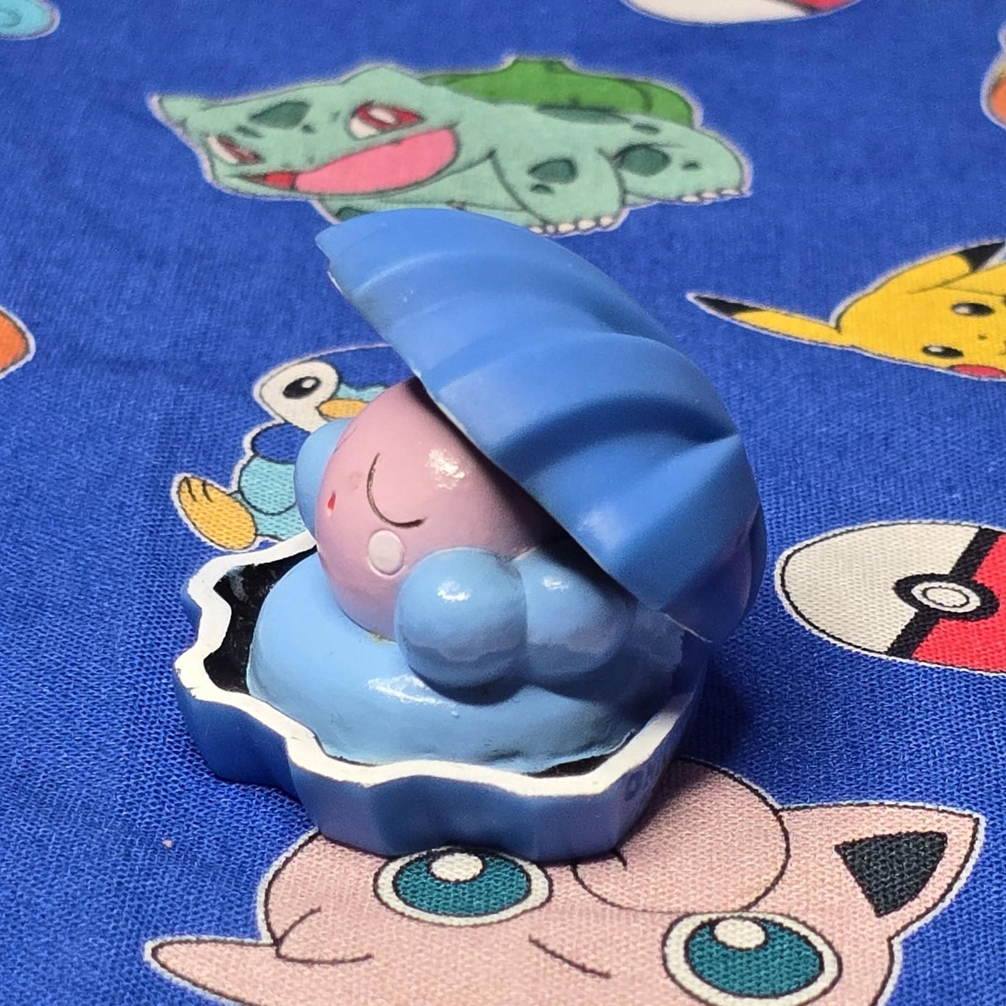 Pokemon Clamperl Figure Finger Puppet 2004 Nintendo Bandai PVC Vintage Japan USA