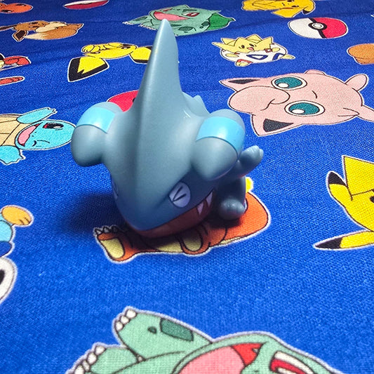 Pokemon Gible Figure Finger Puppet 2009 Nintendo Bandai Japan PVC USA Seller