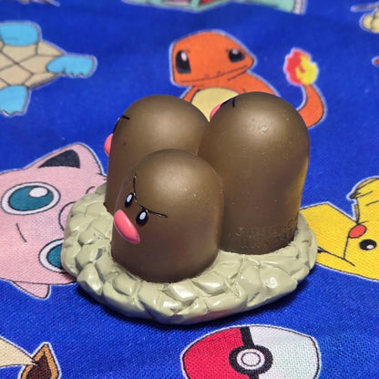 Pokemon Dugtrio Clear Figure Finger Puppet 1997 Bandai Nintendo Vintage Japan US