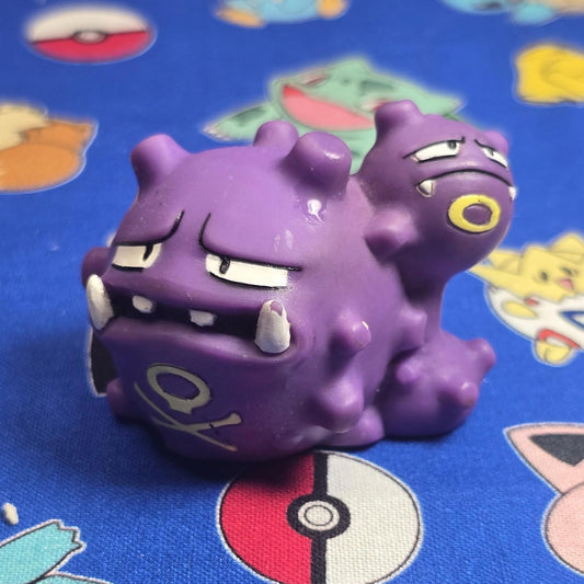Pokemon Wheezing Dark Figure Finger Puppet 1997 Nintendo Bandai PVC Vintage US