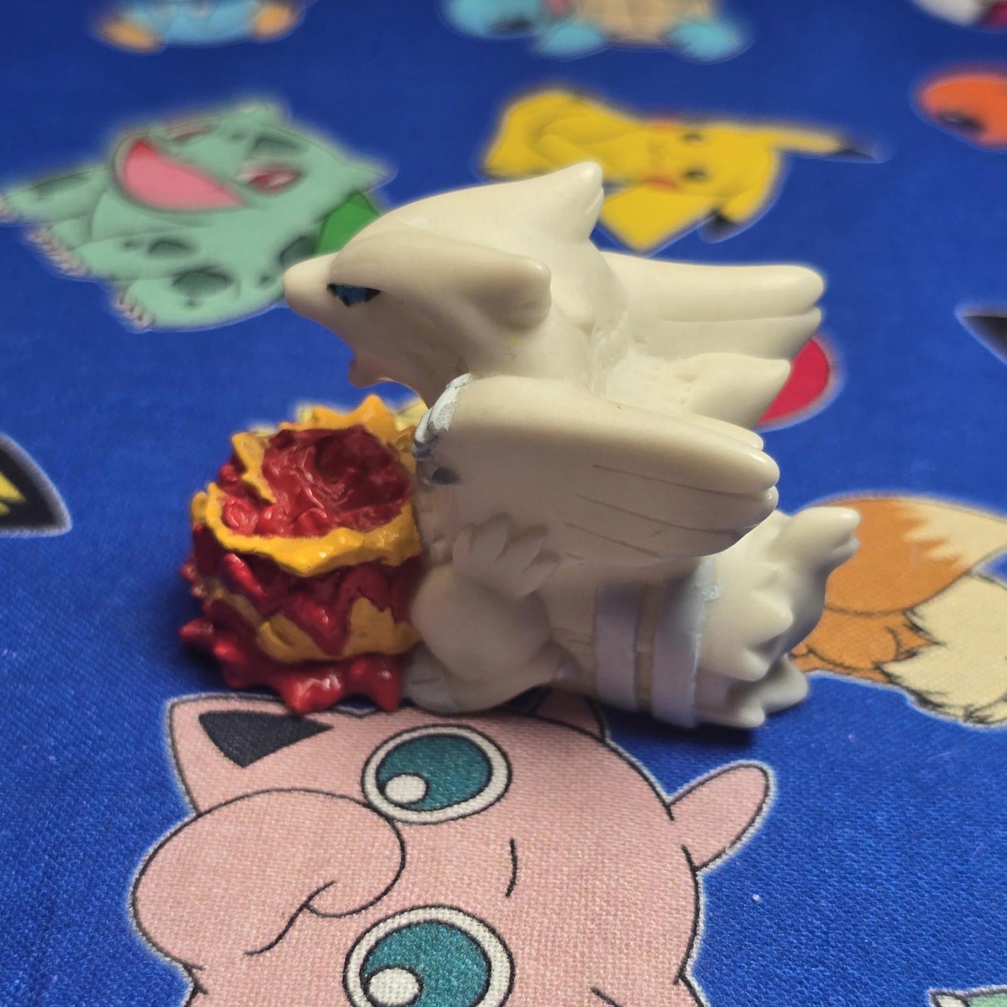 Pokemon Reshiram Figure Finger Puppet 2011 Nintendo Bandai PVC Japan USA Seller